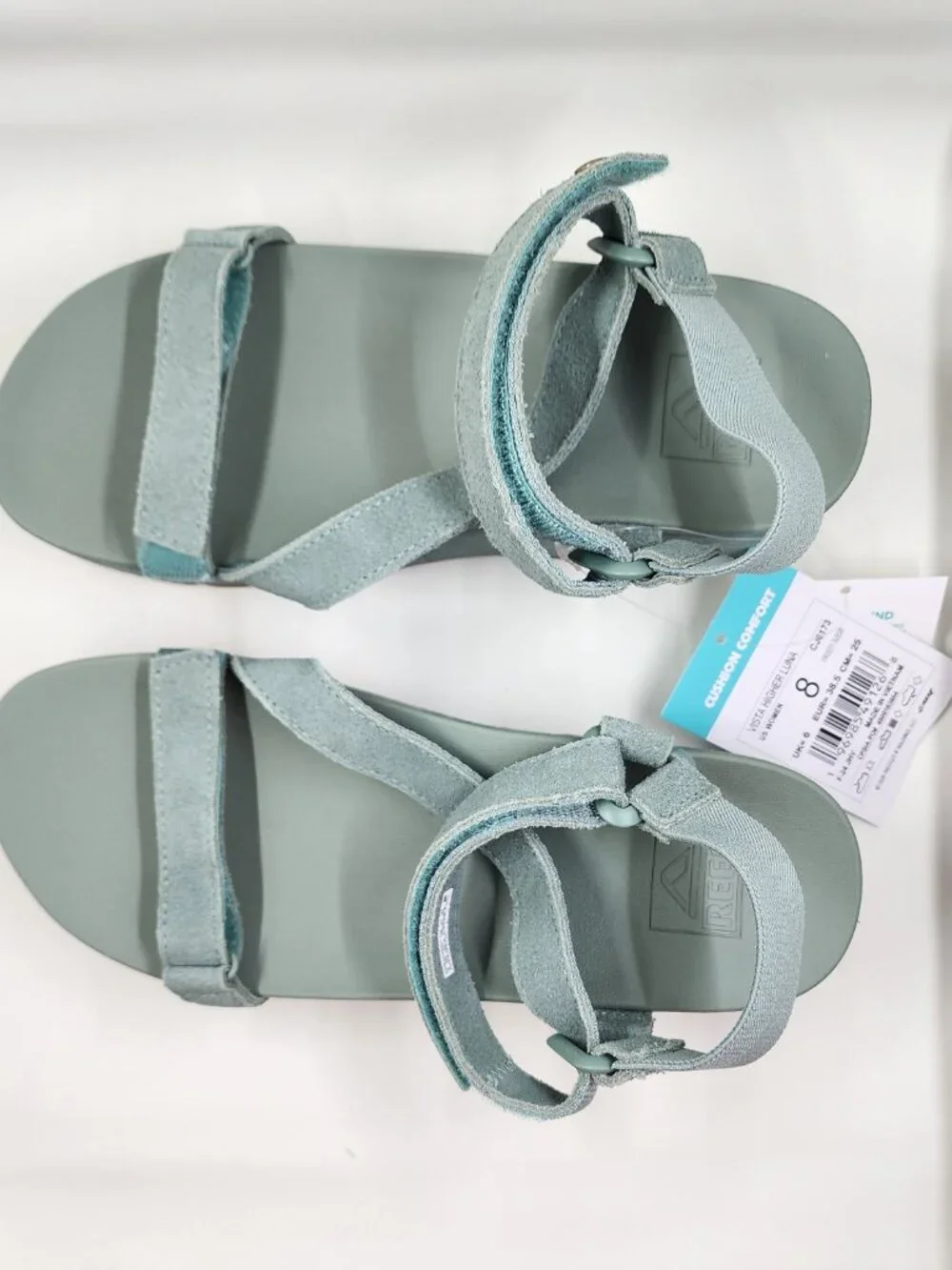 Reef Frosty Suede Vista Higher Luna Size 8